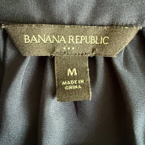 Banana Republic Navy Sleeveless Button Up Top Size M - Picture 4 of 5